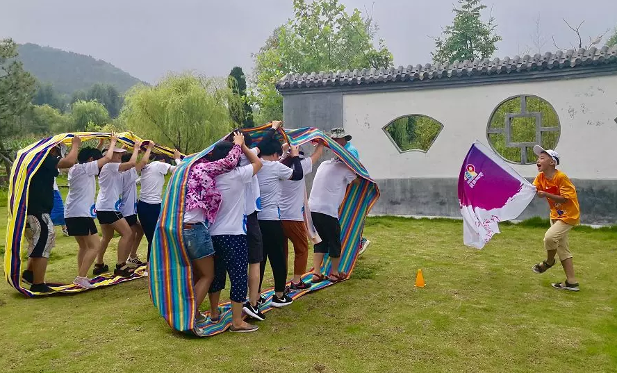 奥鹏教育青岛欢乐夏日-你我携手行学员活动~