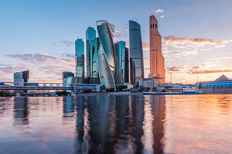 西北工业大学选择网络教育学费贵不贵?